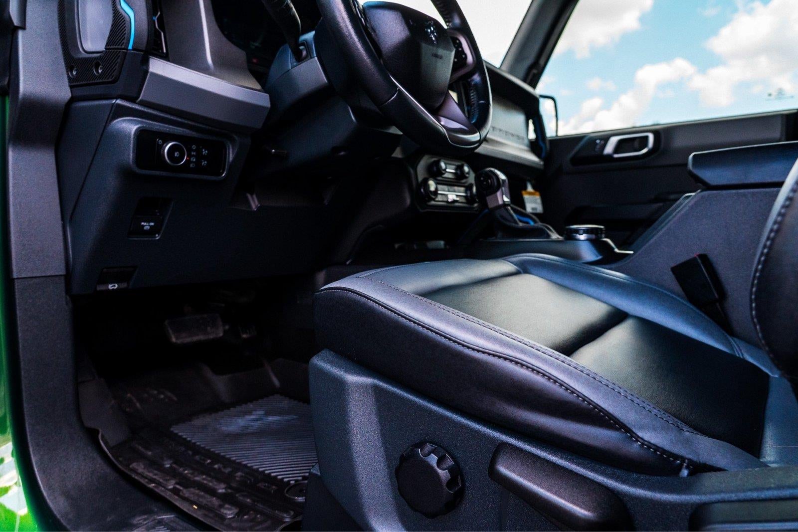 2024 Ford Bronco BLACK DIAMOND