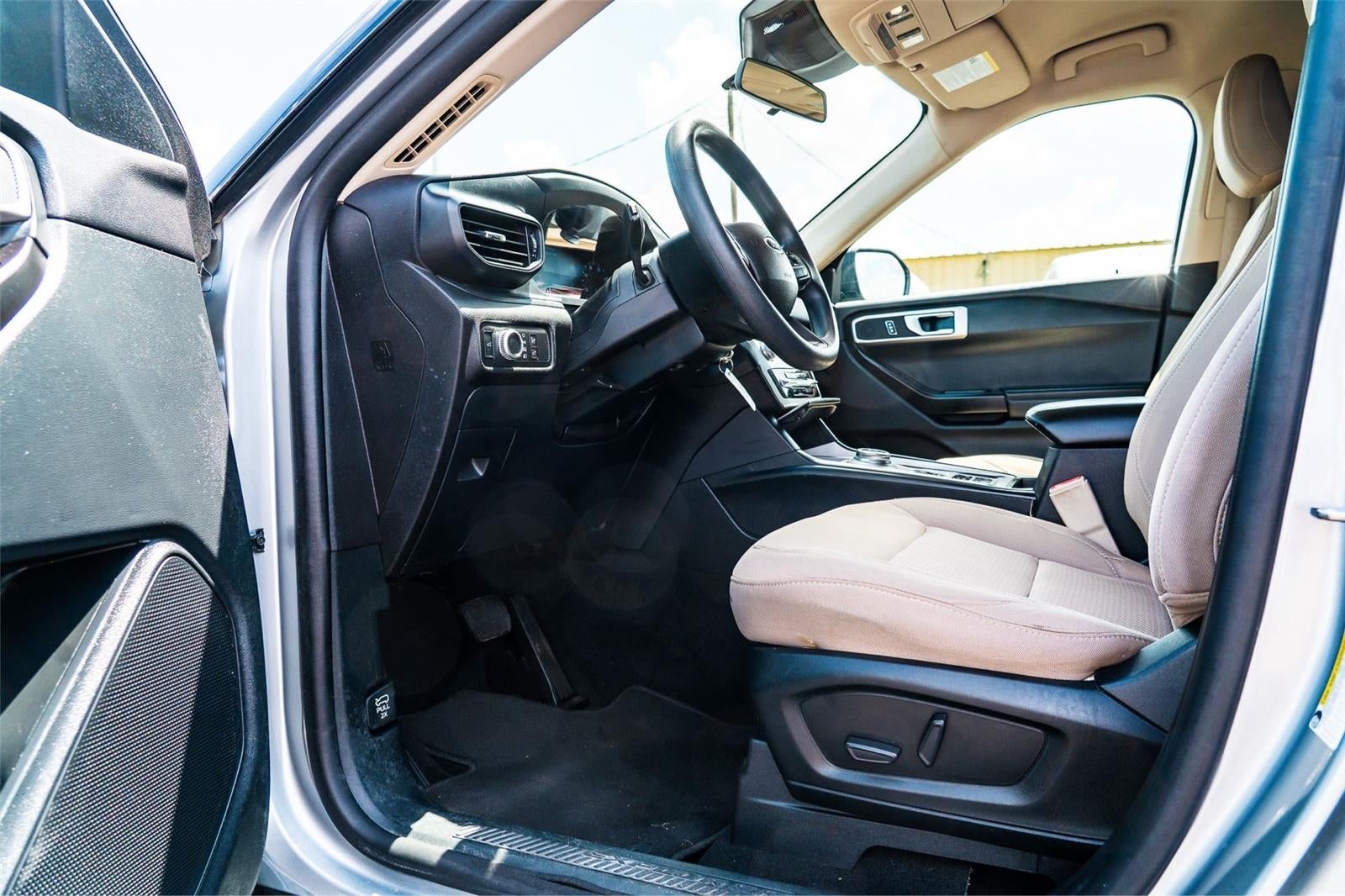 2021 Ford Explorer Base
