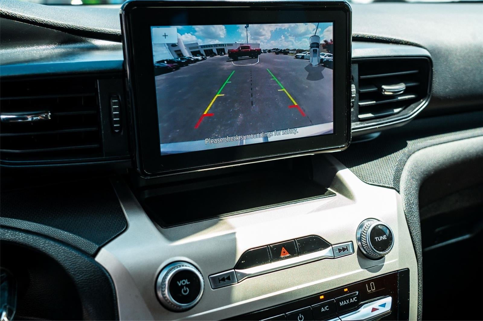 2021 Ford Explorer Base