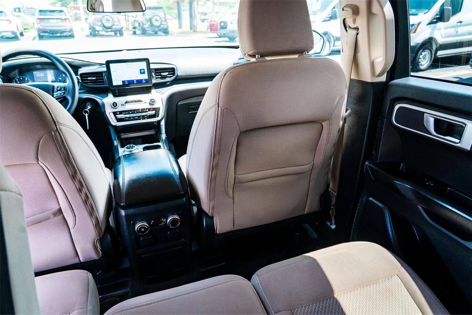 2021 Ford Explorer Base
