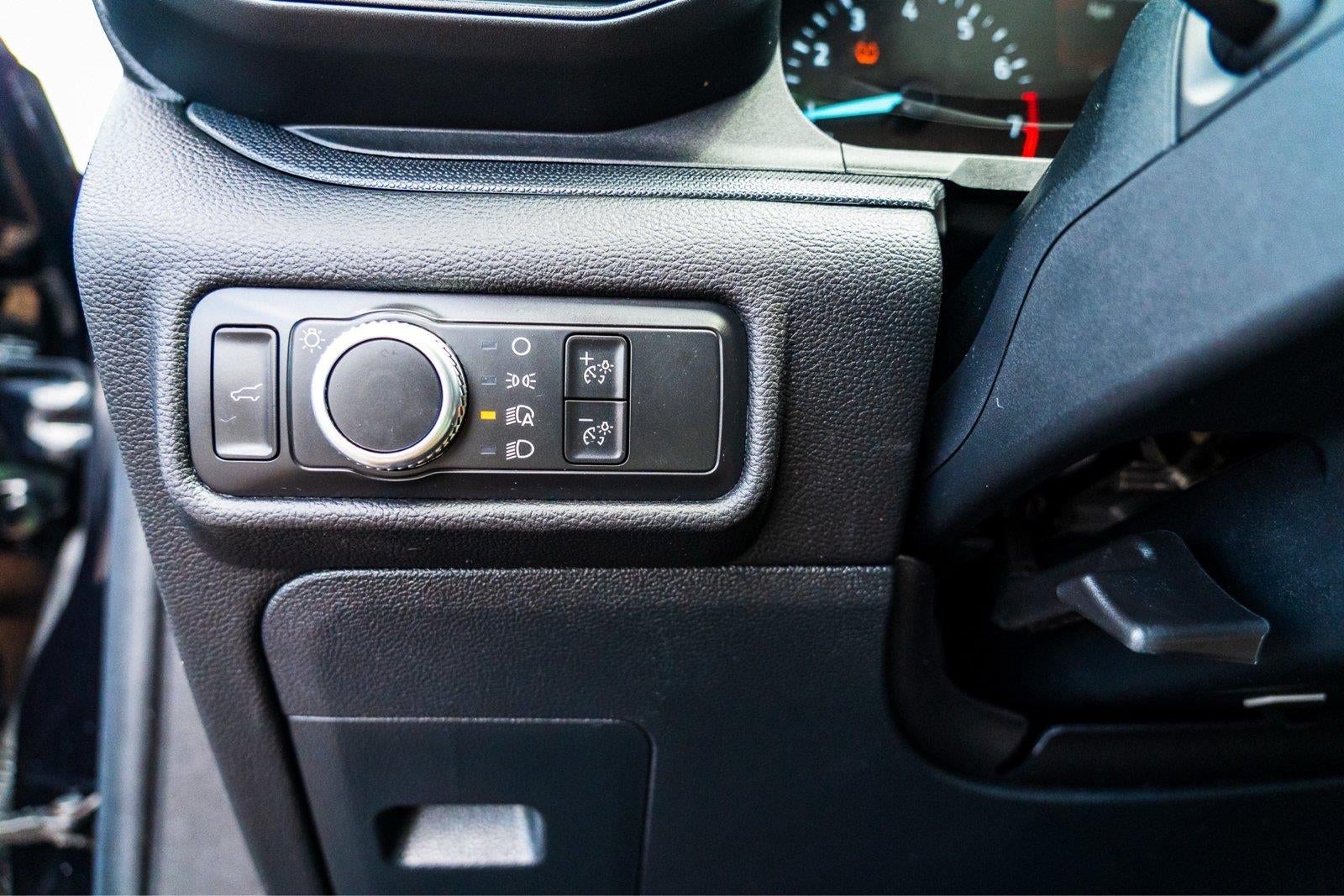 2021 Ford Explorer Base