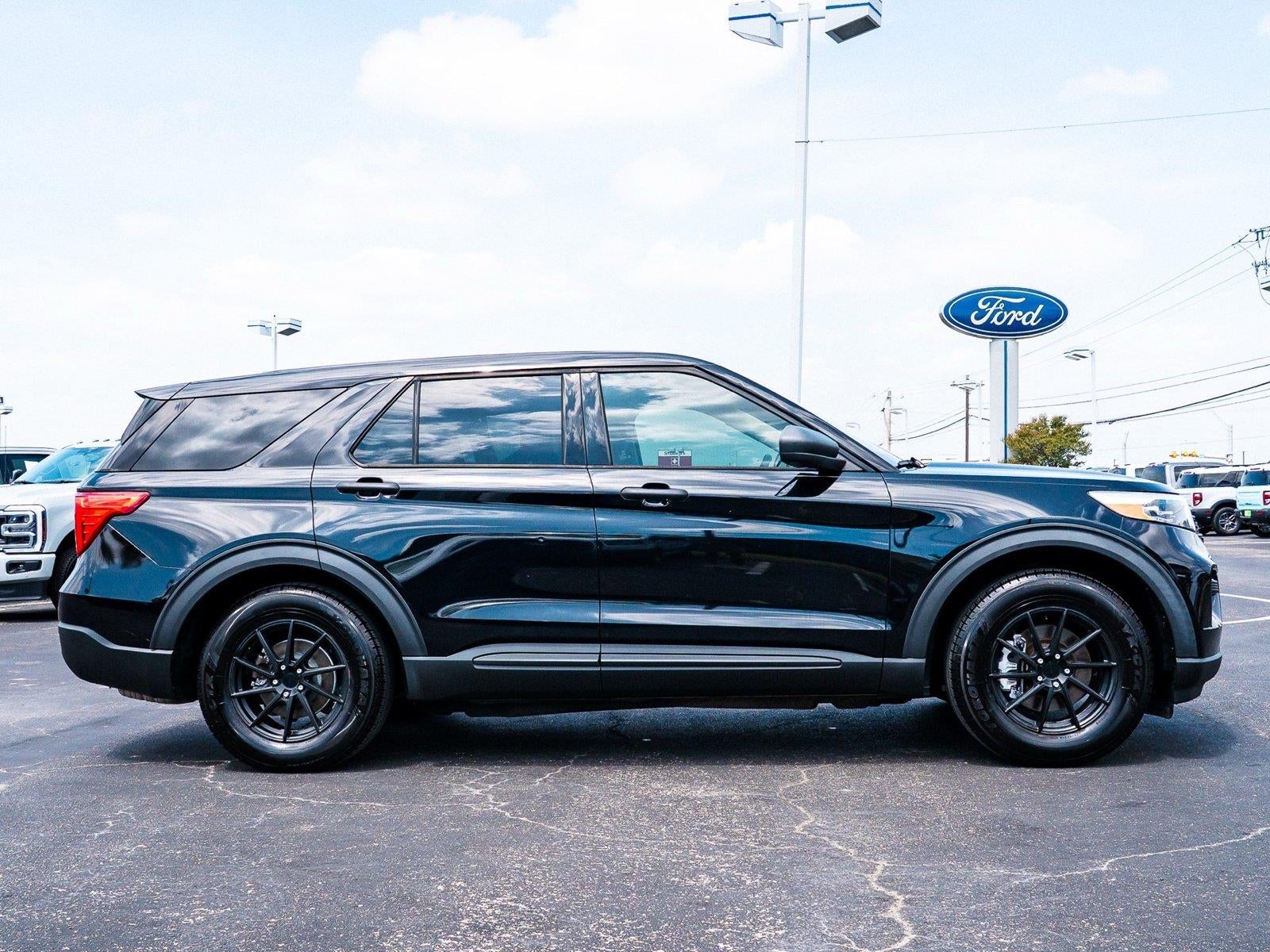 2021 Ford Explorer Base