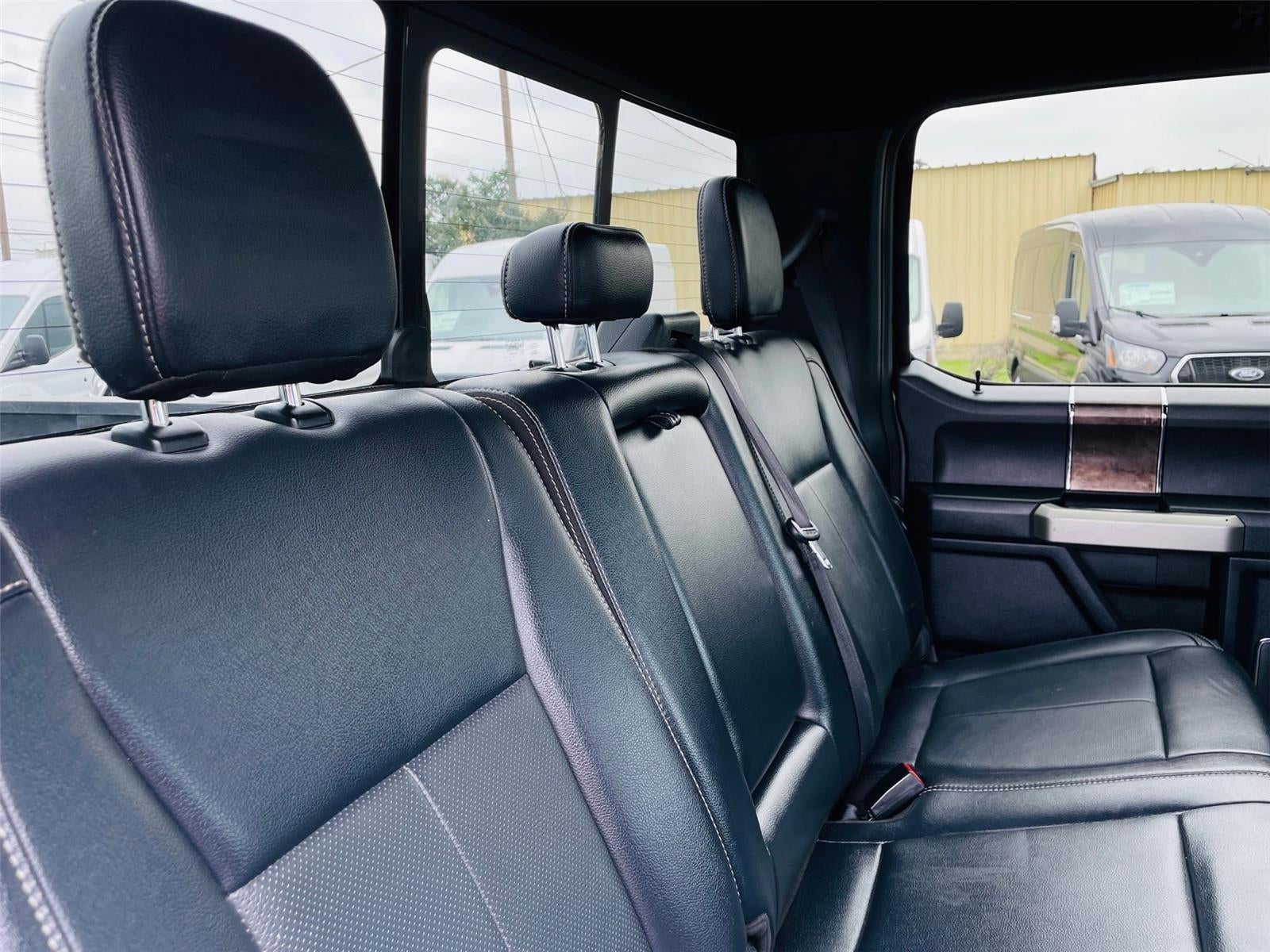 2022 Ford Super Duty F-350 Lariat