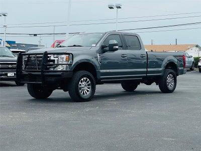 2022 Ford Super Duty F-350 Lariat