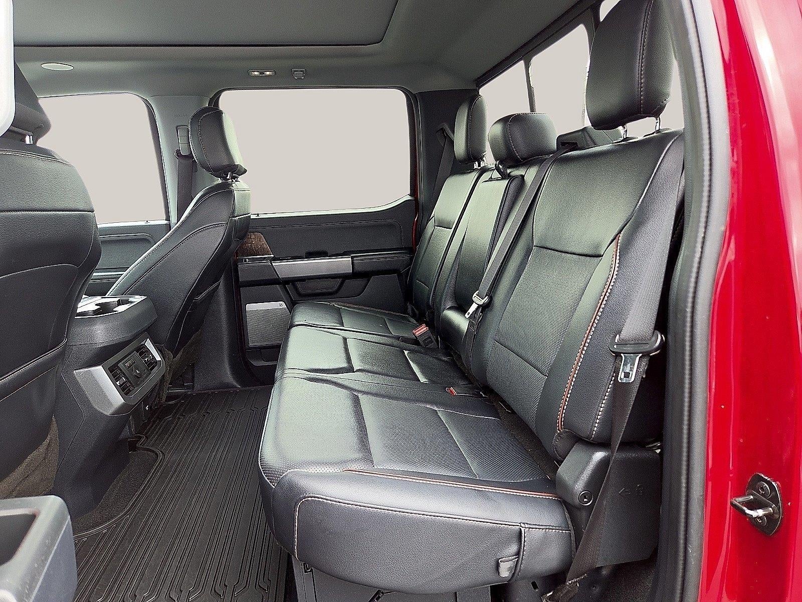 2023 Ford Super Duty F-350 Lariat