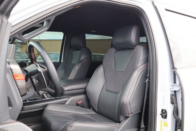 2025 Ford F-150 Raptor 37' Performance Package