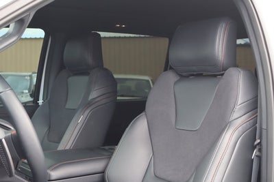 2025 Ford F-150 Raptor 37' Performance Package