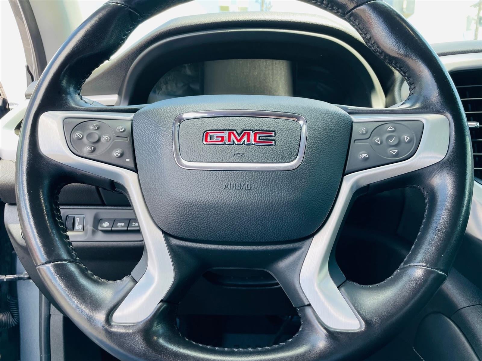 2022 GMC Acadia SLT