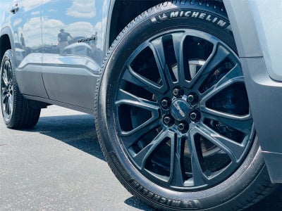 2022 GMC Acadia SLT