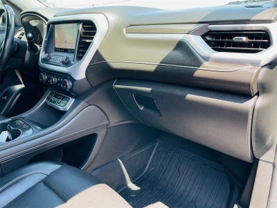 2022 GMC Acadia SLT