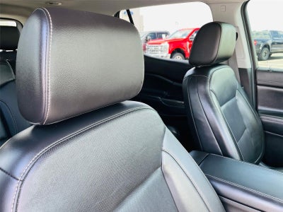 2022 GMC Acadia SLT