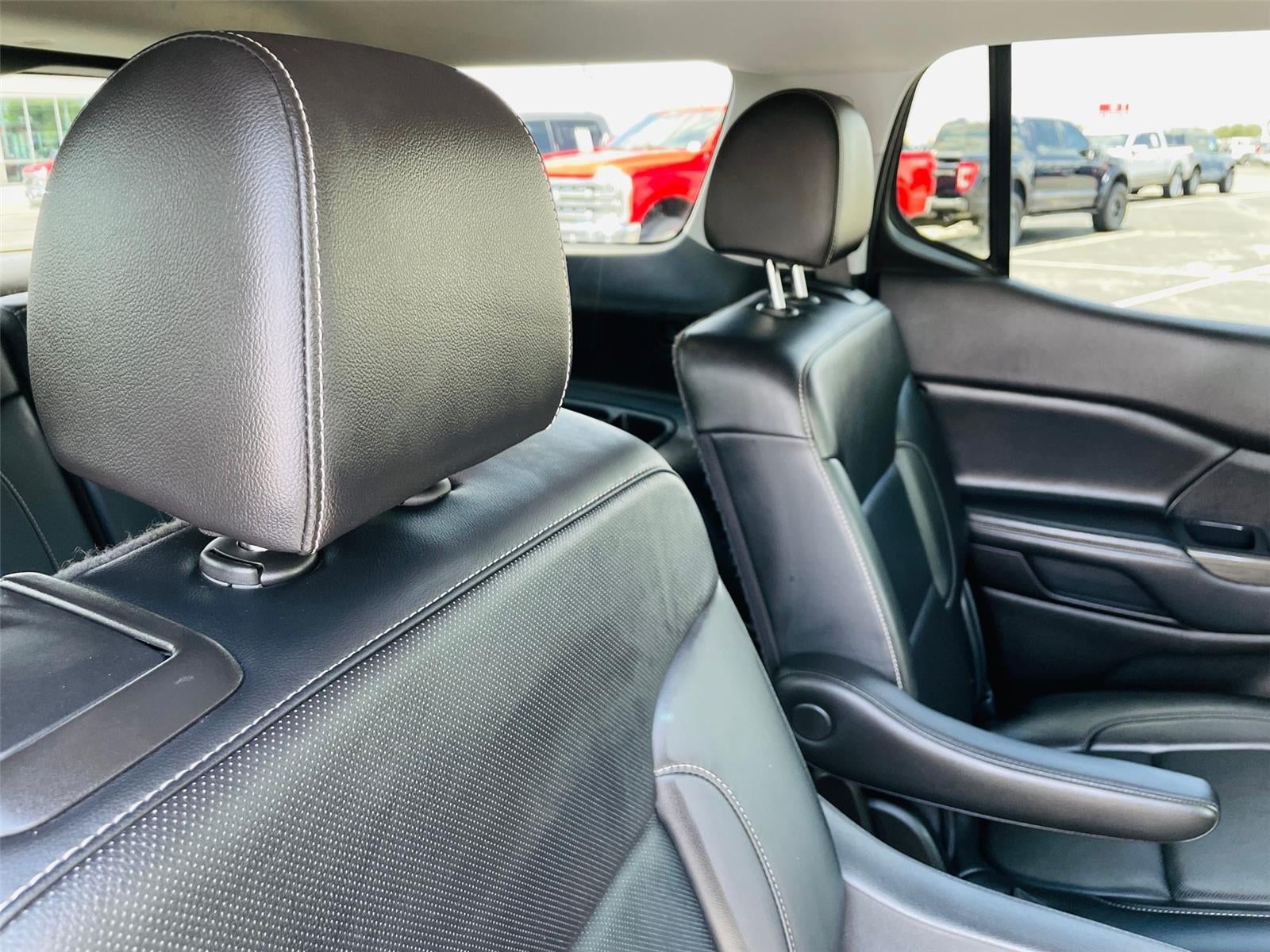 2022 GMC Acadia SLT