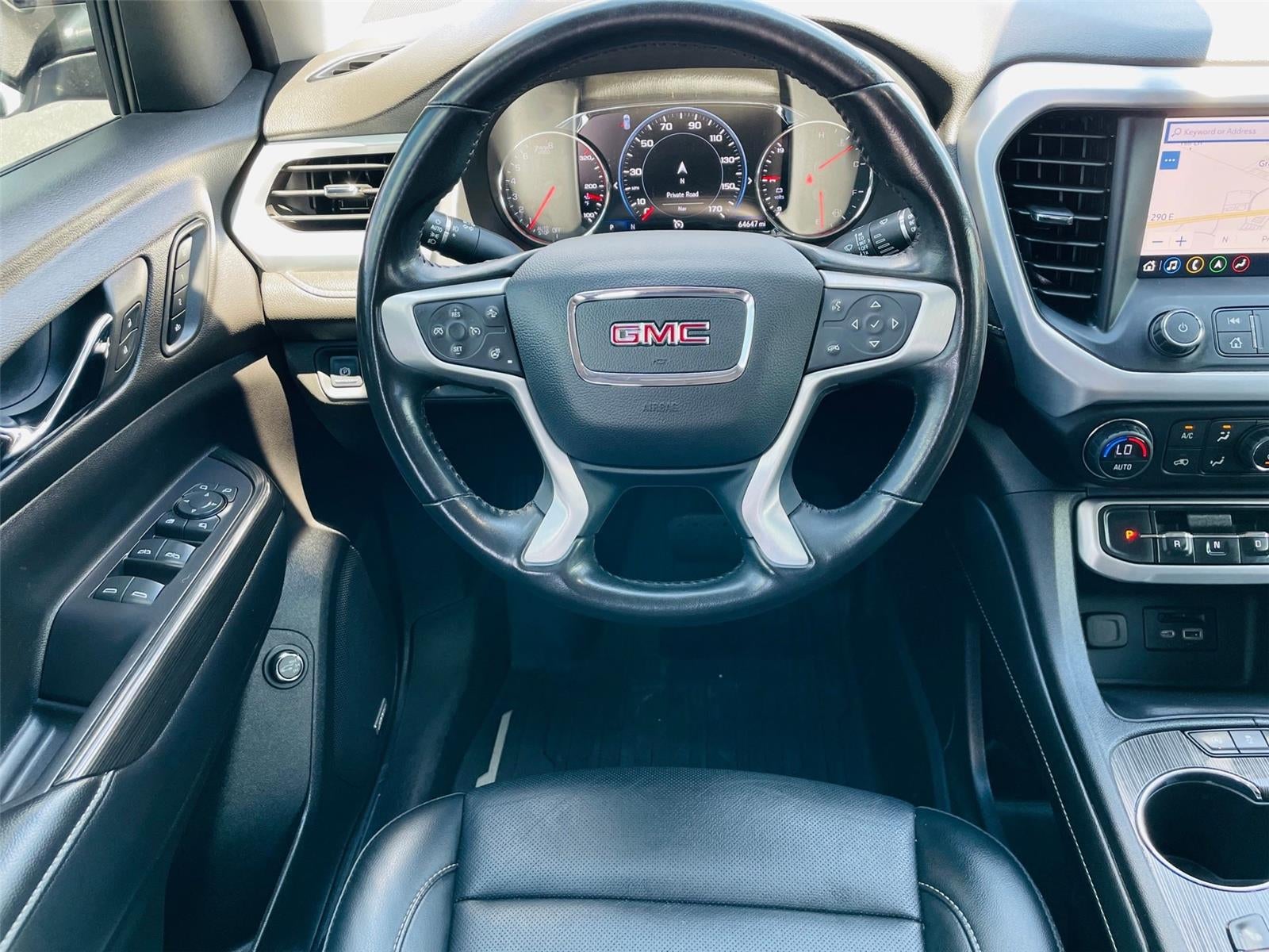 2022 GMC Acadia SLT
