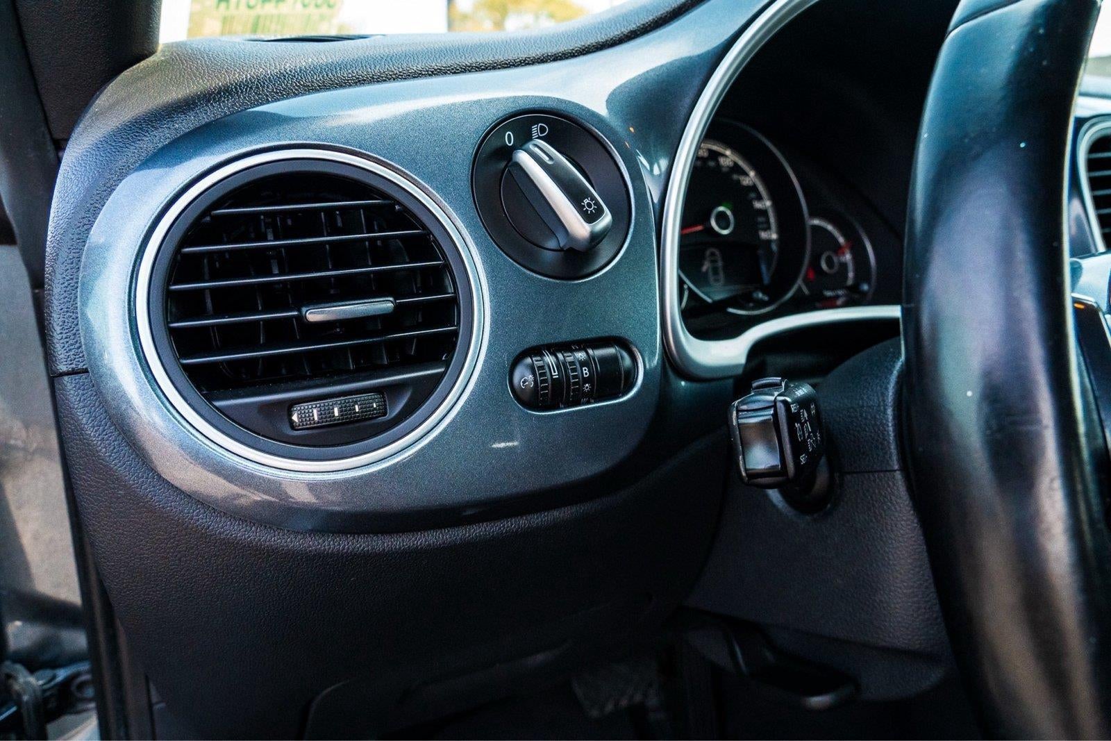 2018 Volkswagen Beetle Convertible S