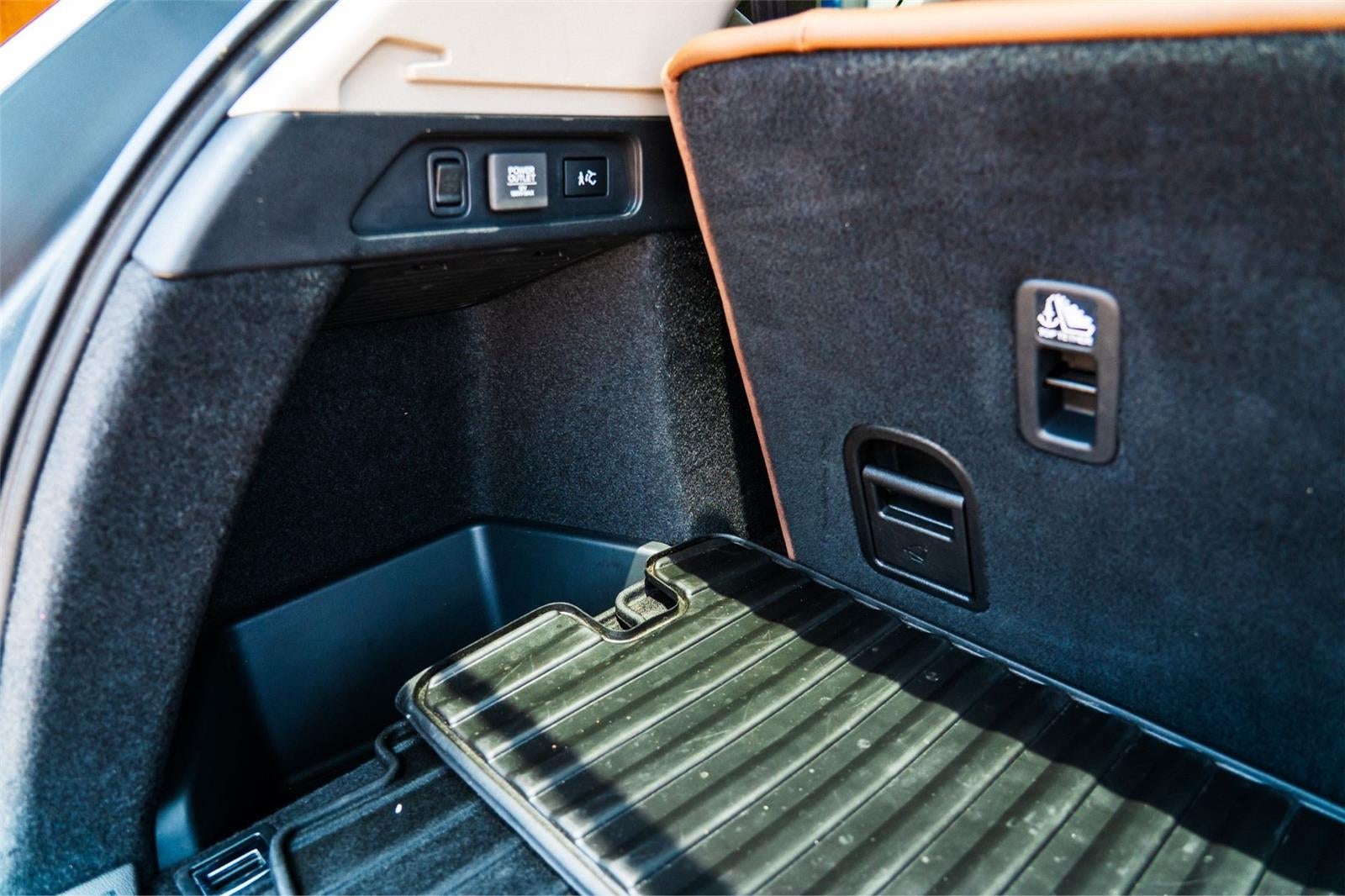 2025 Acura MDX TECH