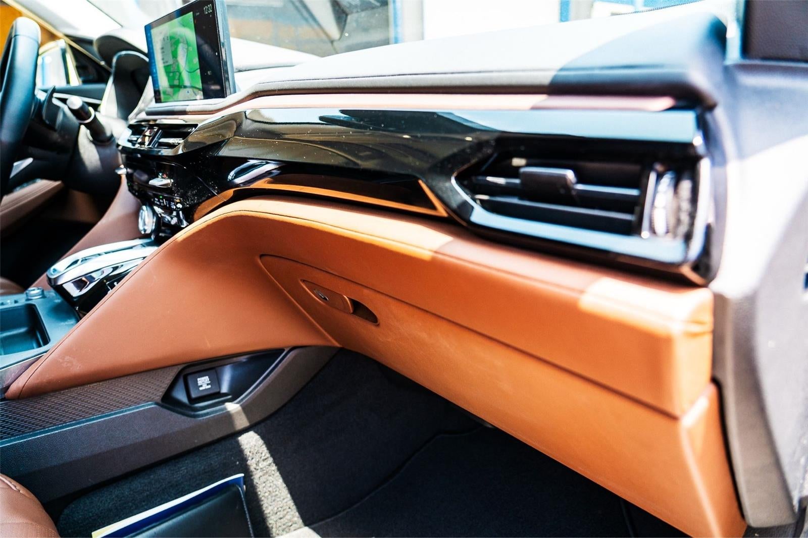 2025 Acura MDX TECH