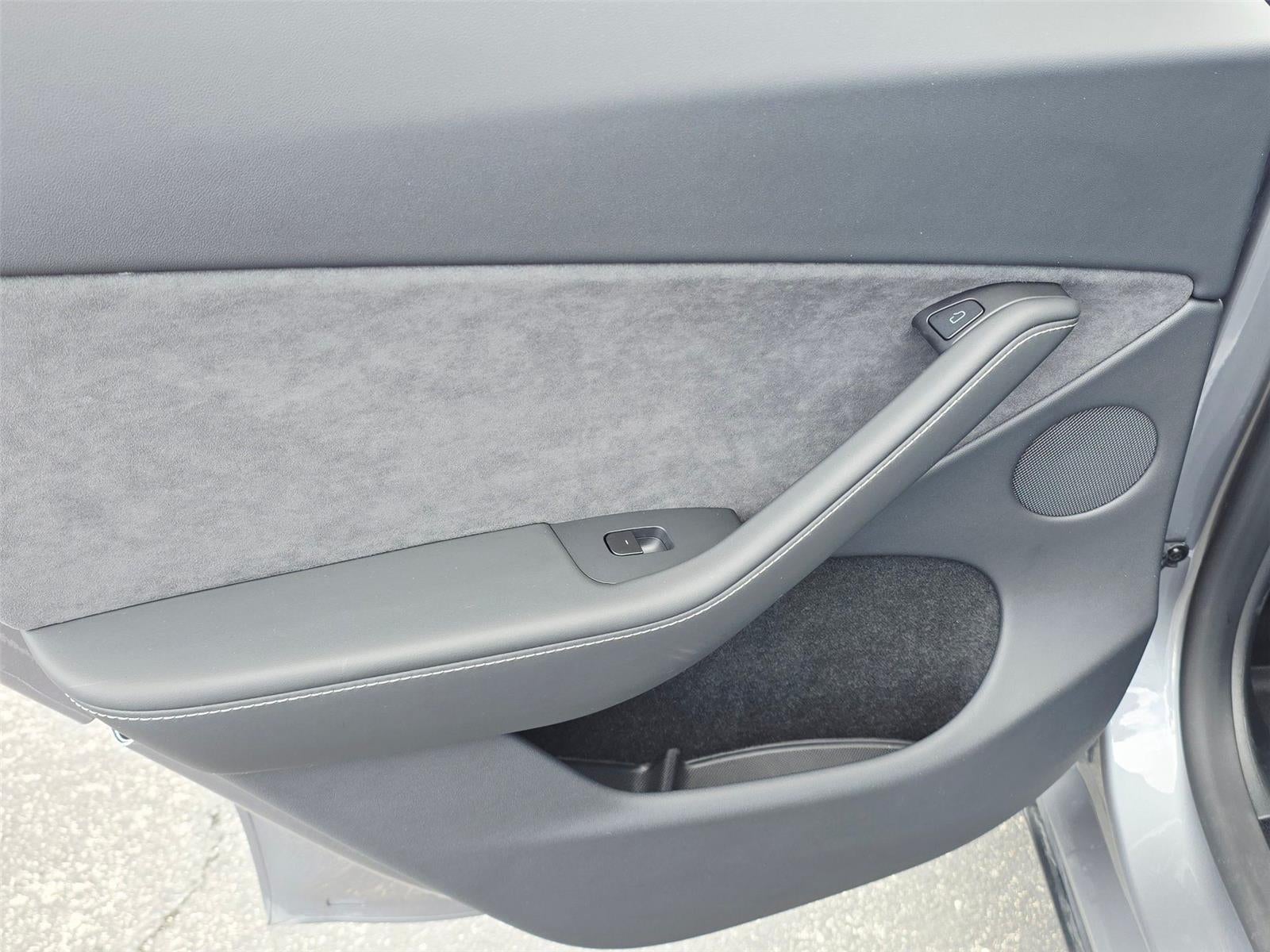 2025 Tesla Model Y Long Range