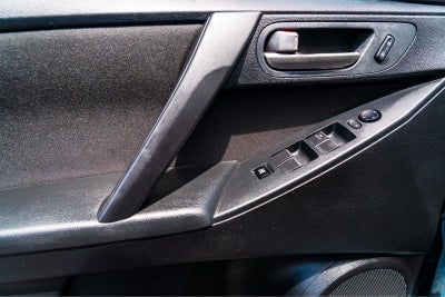 2013 Mazda Mazda3 i Sport