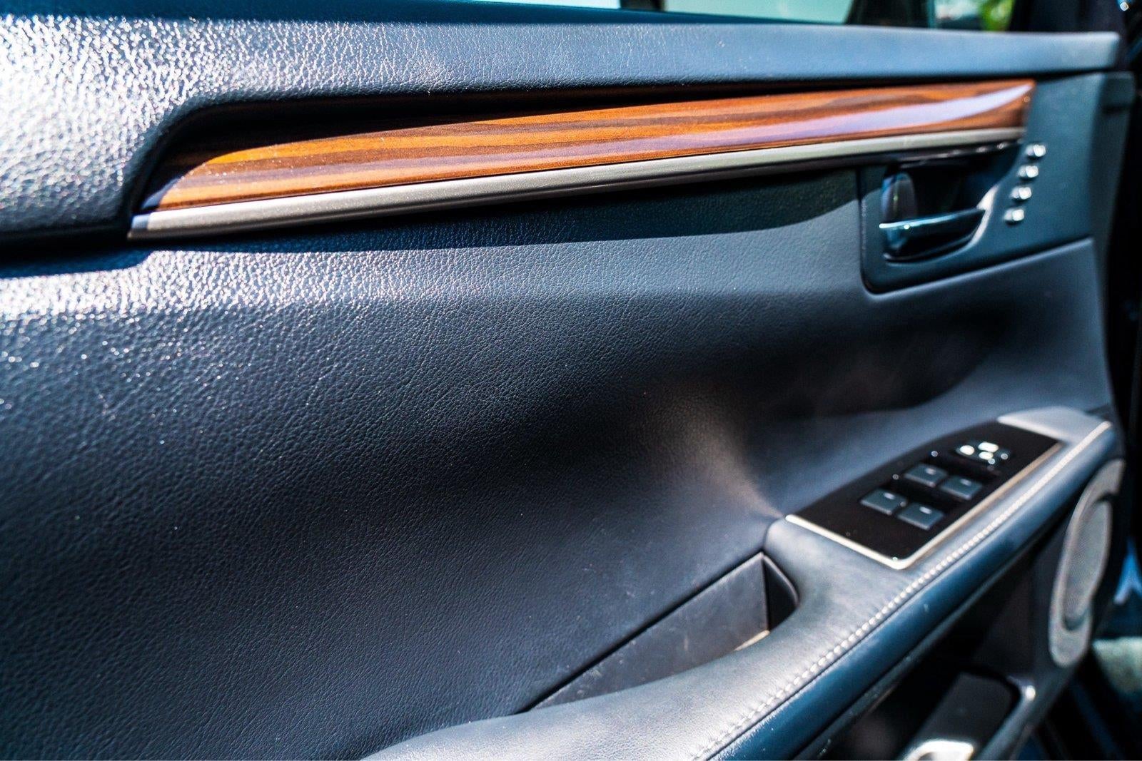 2017 Lexus Es ES 300h