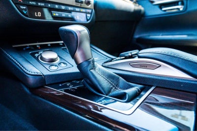 2017 Lexus Es ES 300h