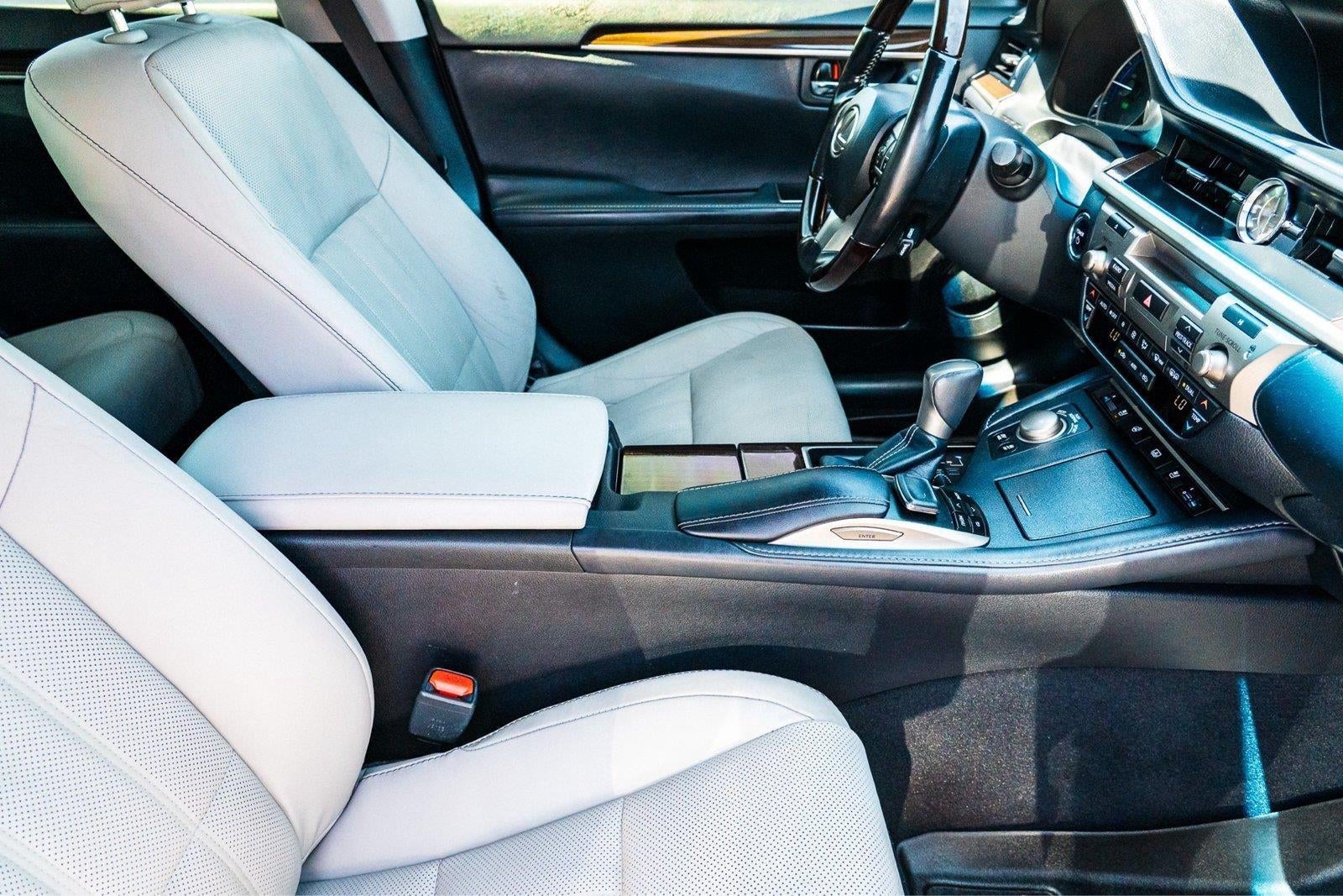 2017 Lexus Es ES 300h