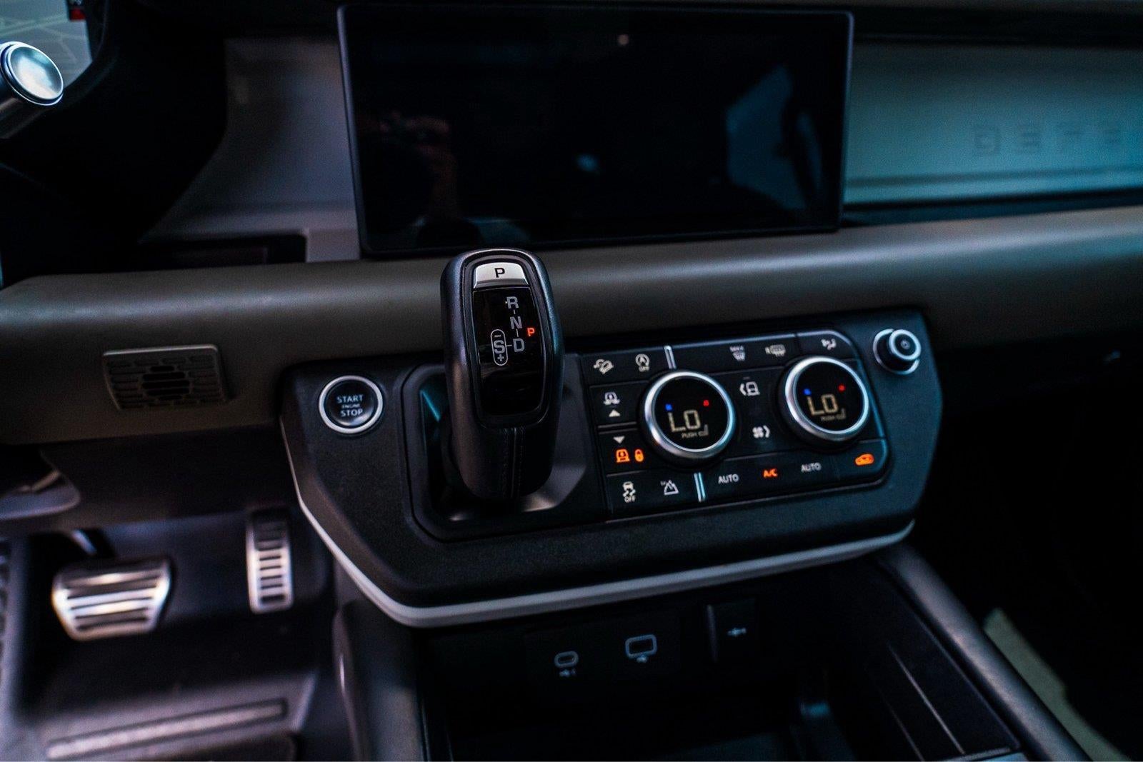 2020 Land Rover Defender HSE