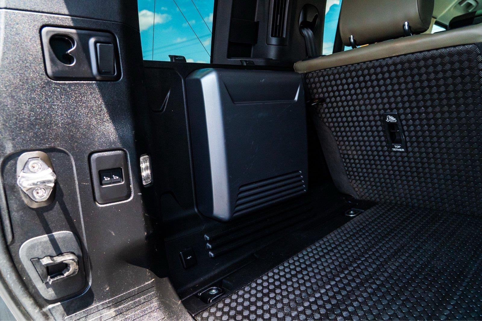 2020 Land Rover Defender HSE