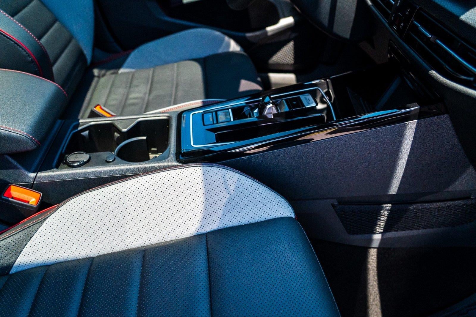 2025 Volkswagen Golf Gti SE