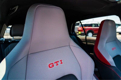 2025 Volkswagen Golf Gti SE