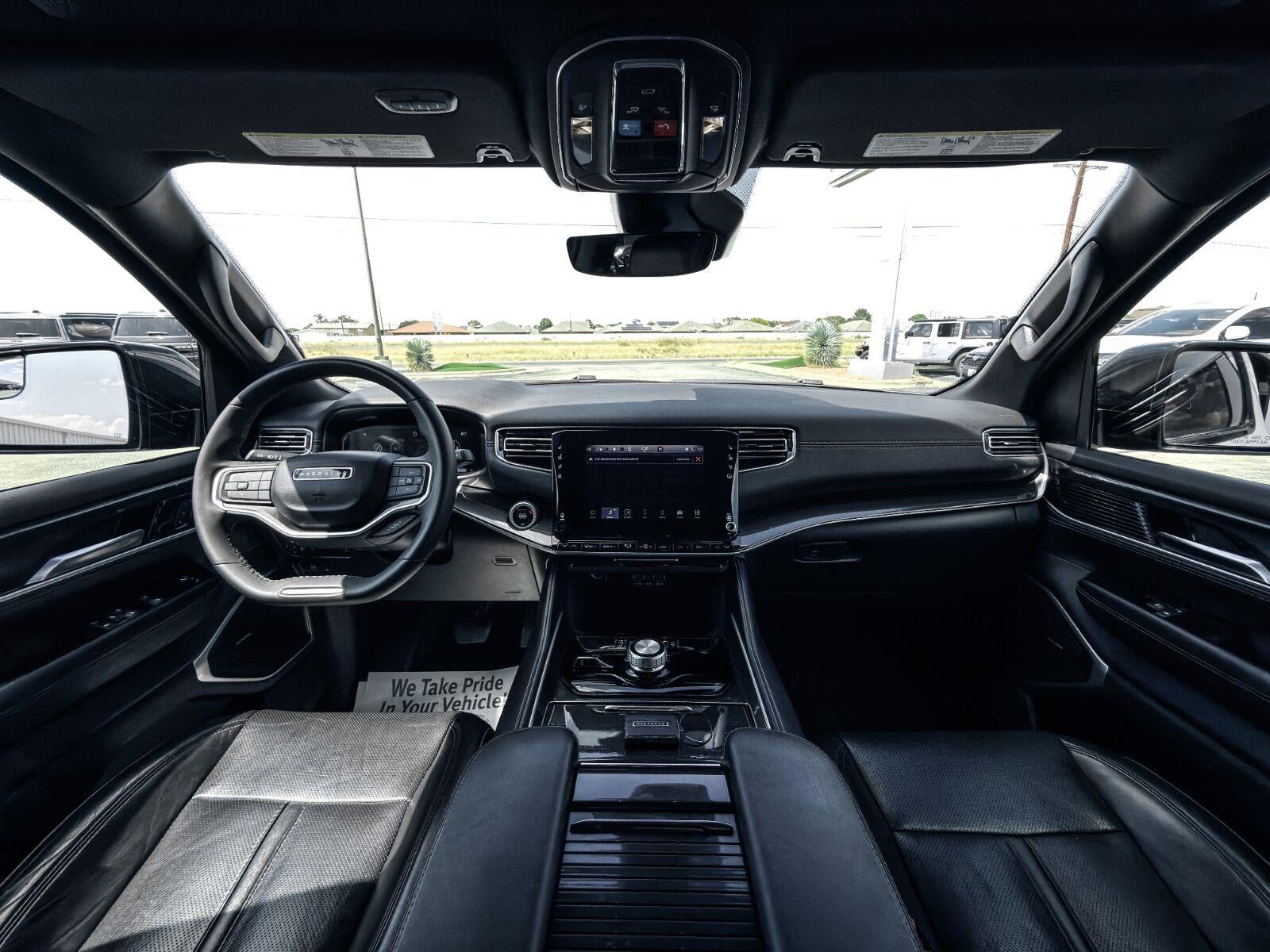 2024 Jeep Wagoneer Base