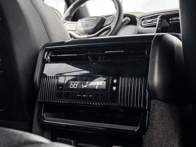 2024 Jeep Wagoneer Base