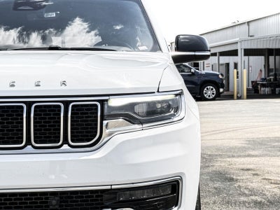 2024 Jeep Wagoneer Base