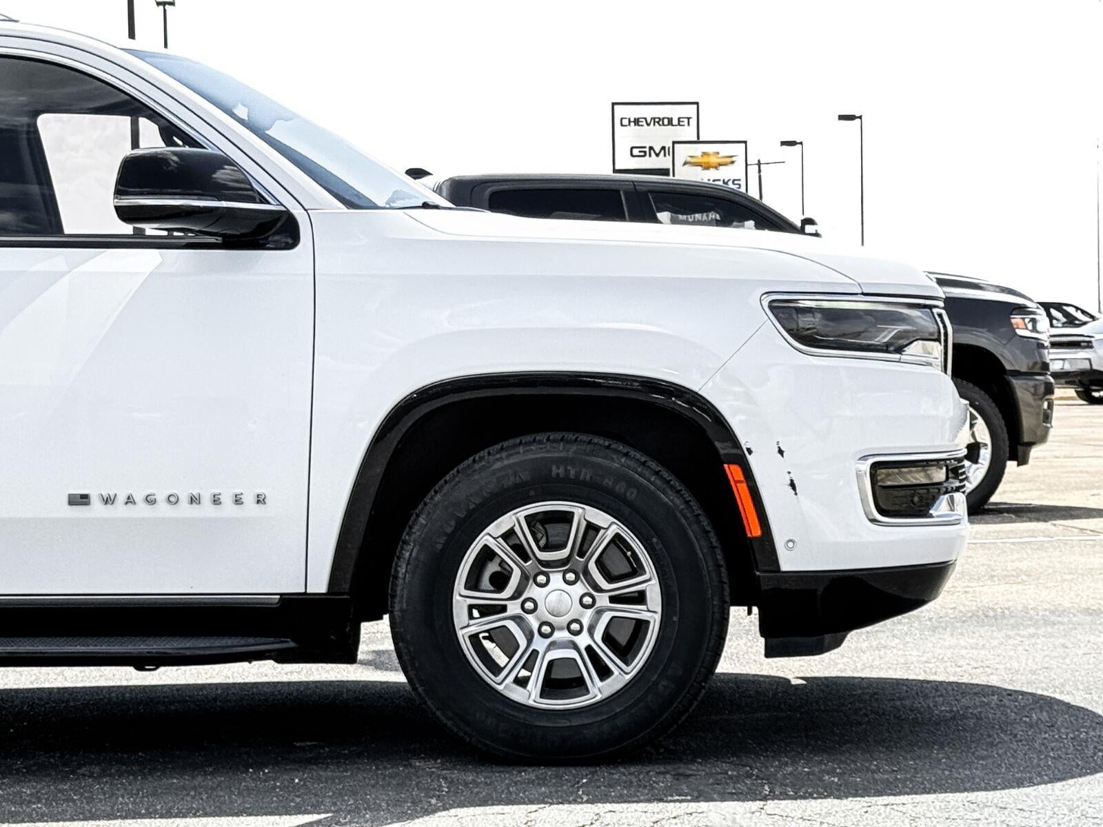 2024 Jeep Wagoneer Base