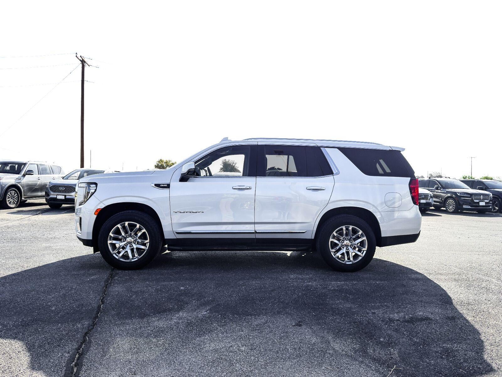 2023 GMC Yukon SLT