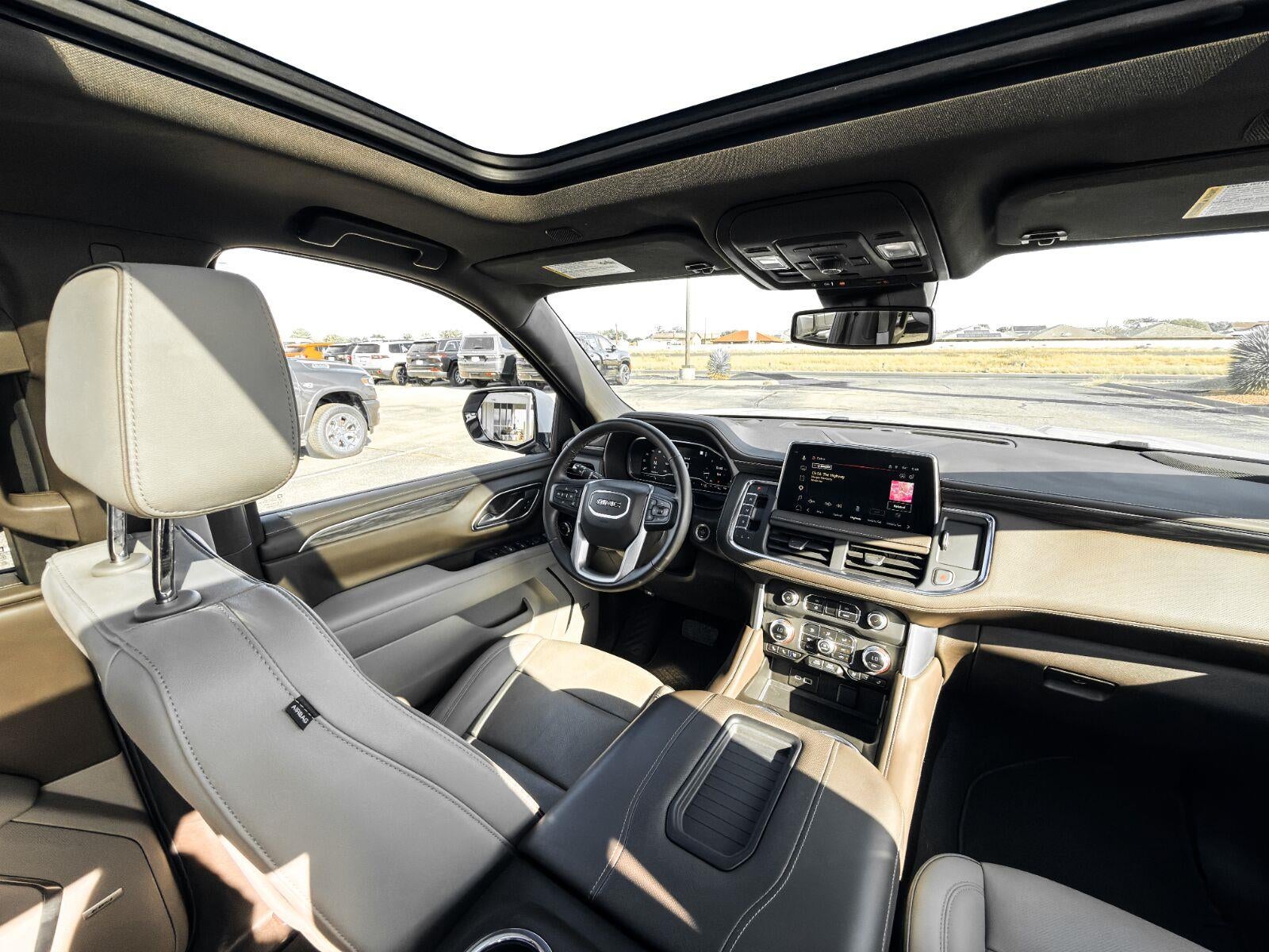 2023 GMC Yukon SLT