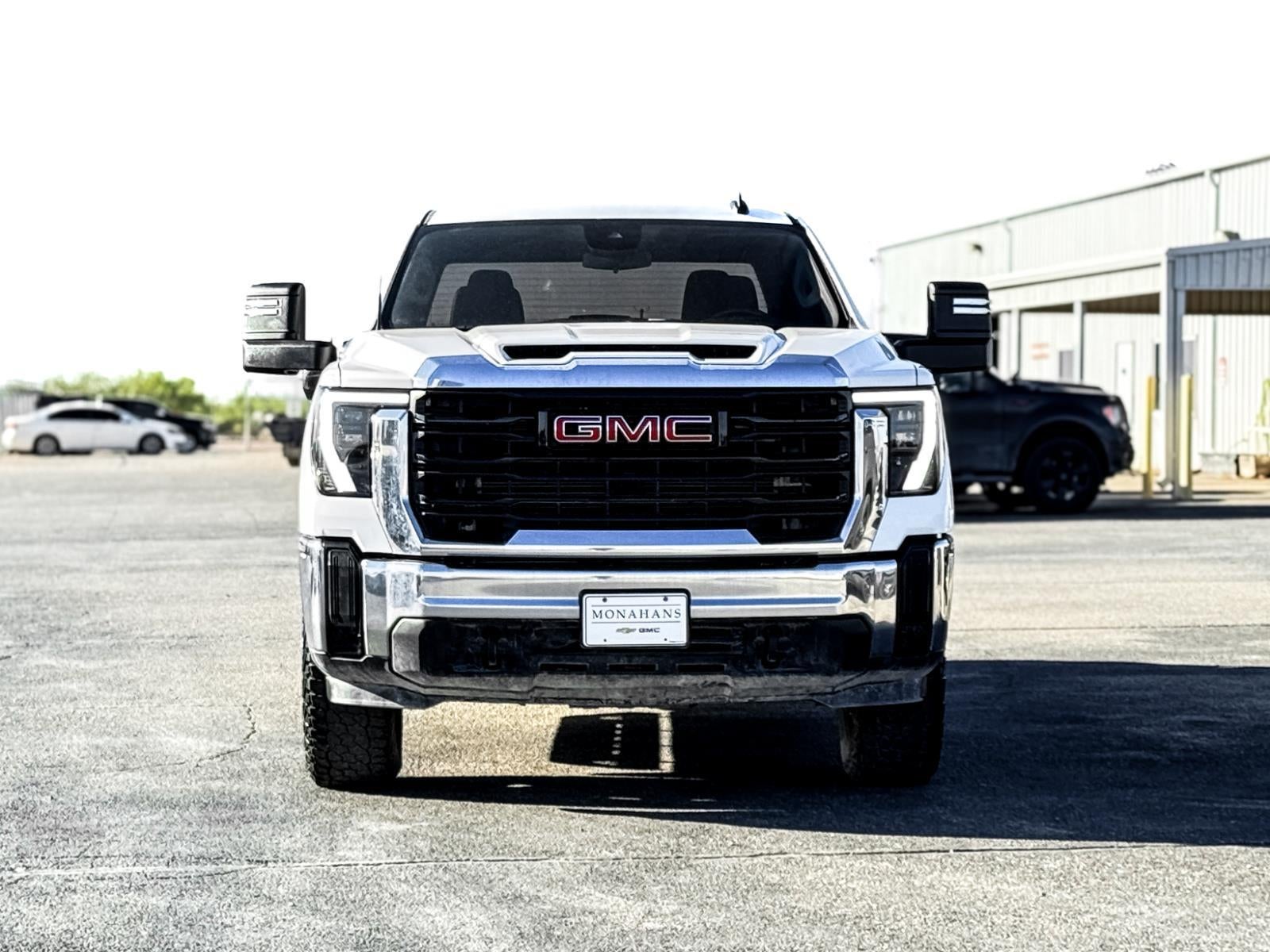 2024 GMC Sierra 3500 HD Pro