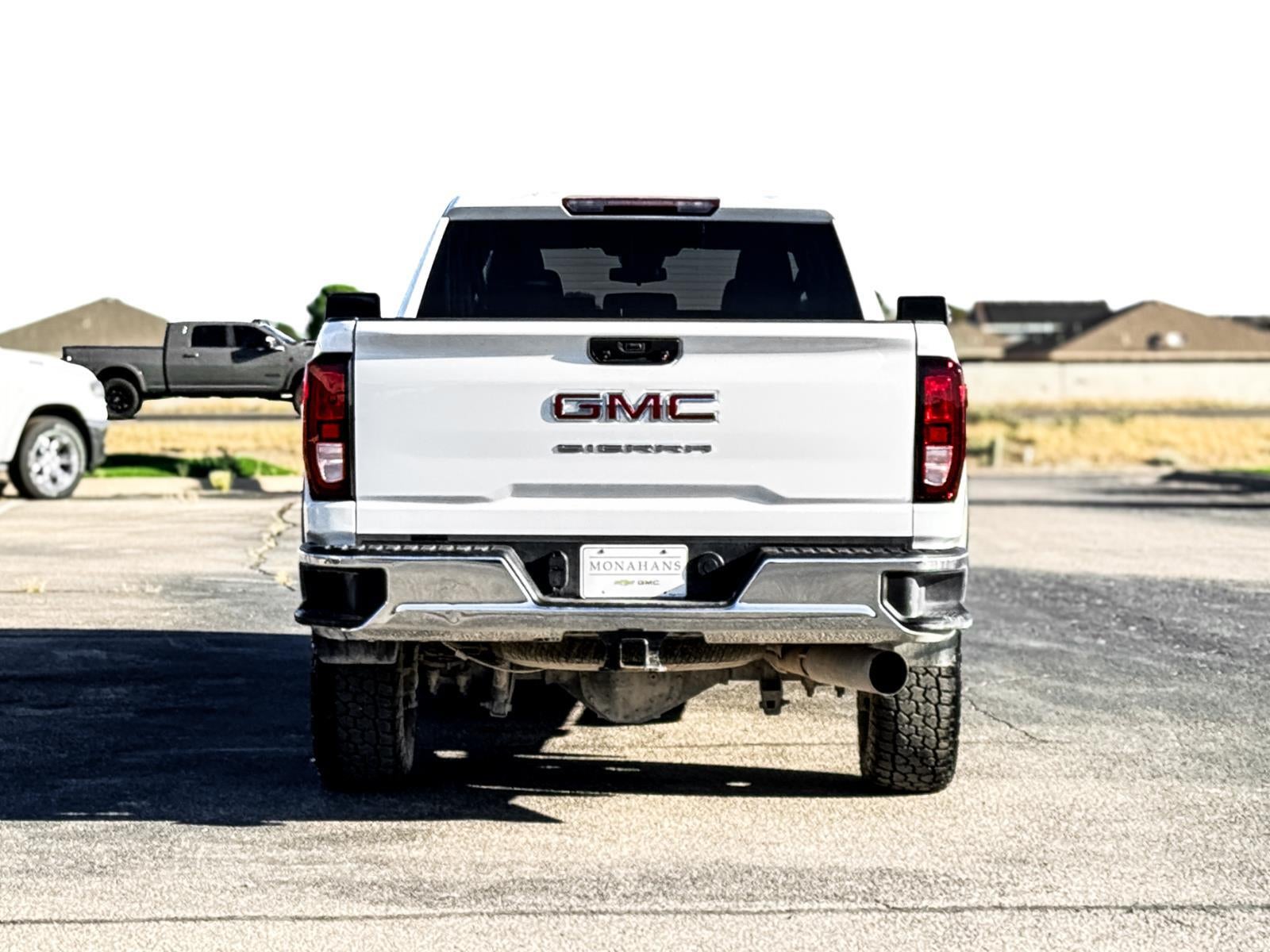 2024 GMC Sierra 3500 HD Pro