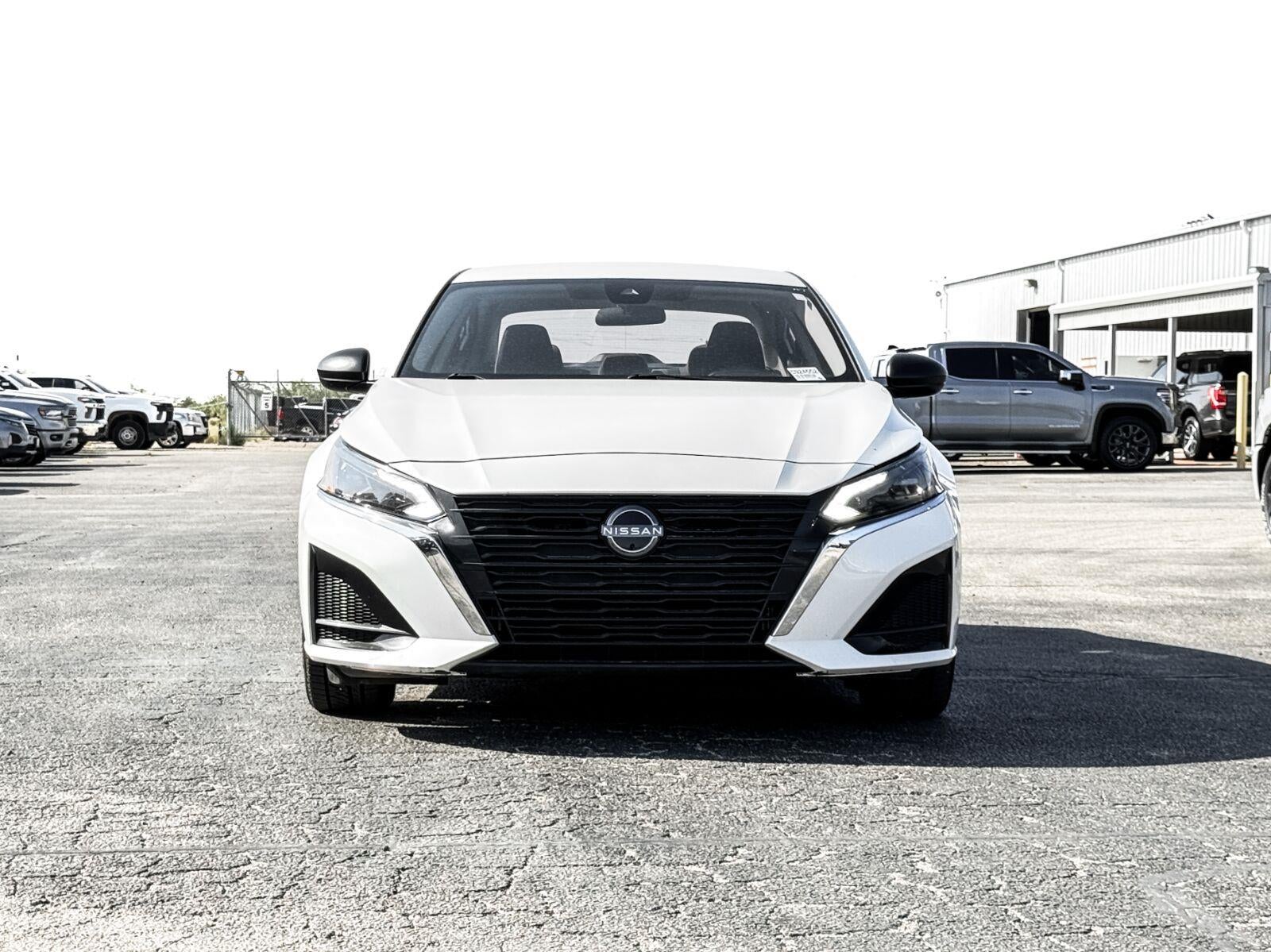 2024 Nissan Altima SV FWD