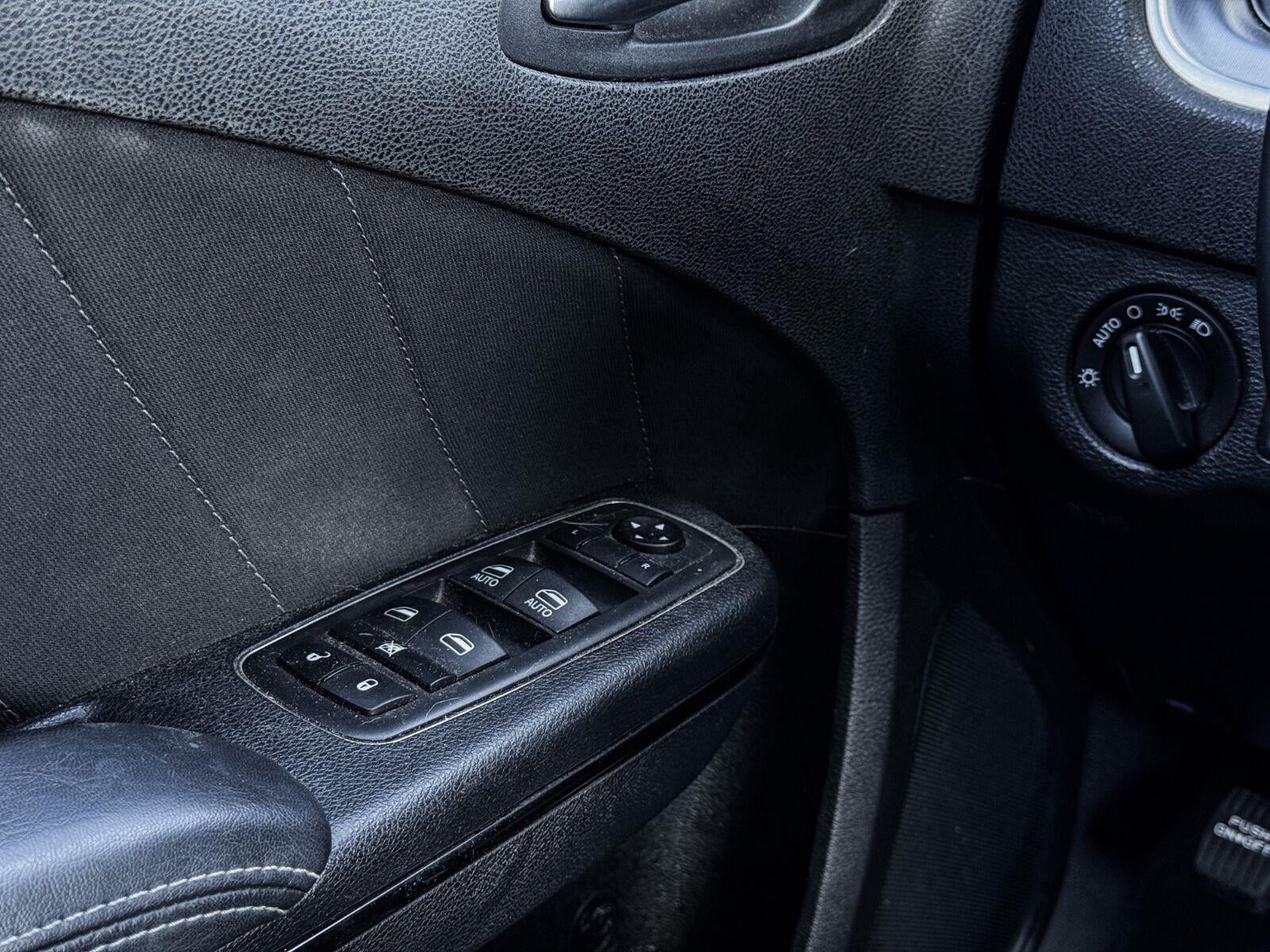 2020 Dodge Charger SXT RWD