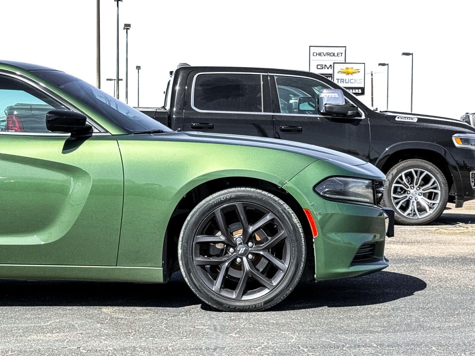 2020 Dodge Charger SXT RWD