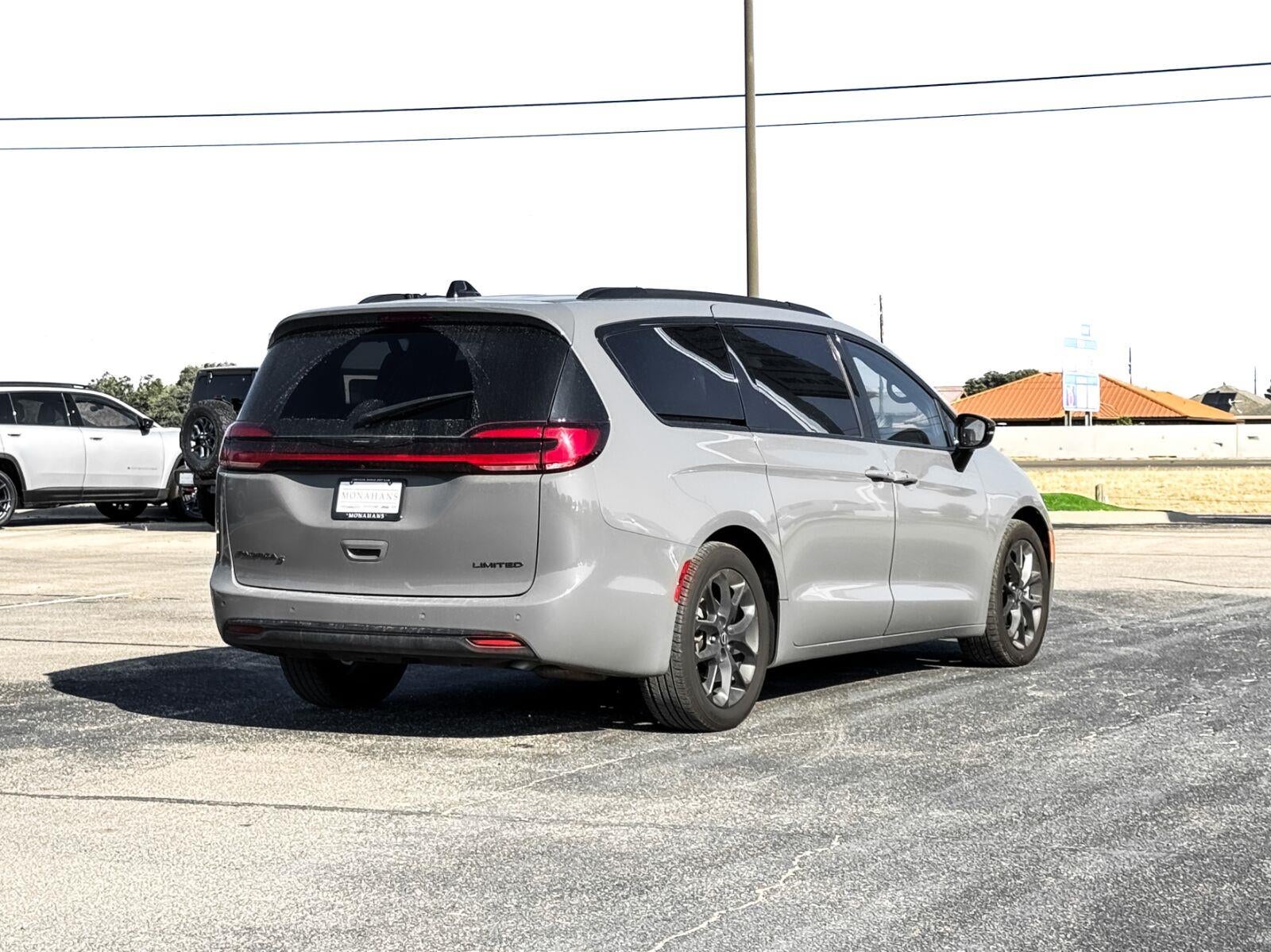 2025 Chrysler Pacifica Limited