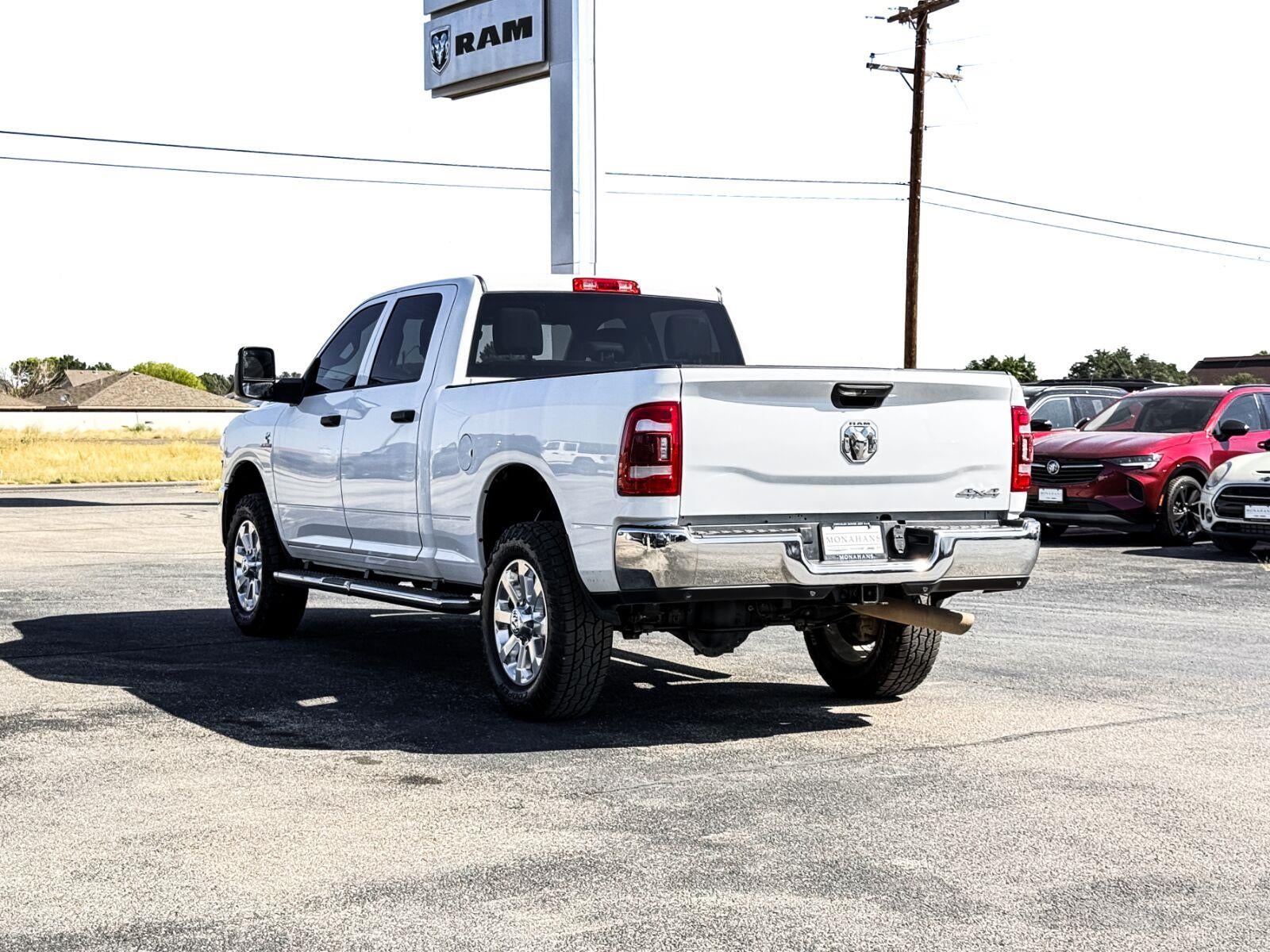 2024 RAM 2500 Tradesman Crew Cab 4x4 6'4" Box