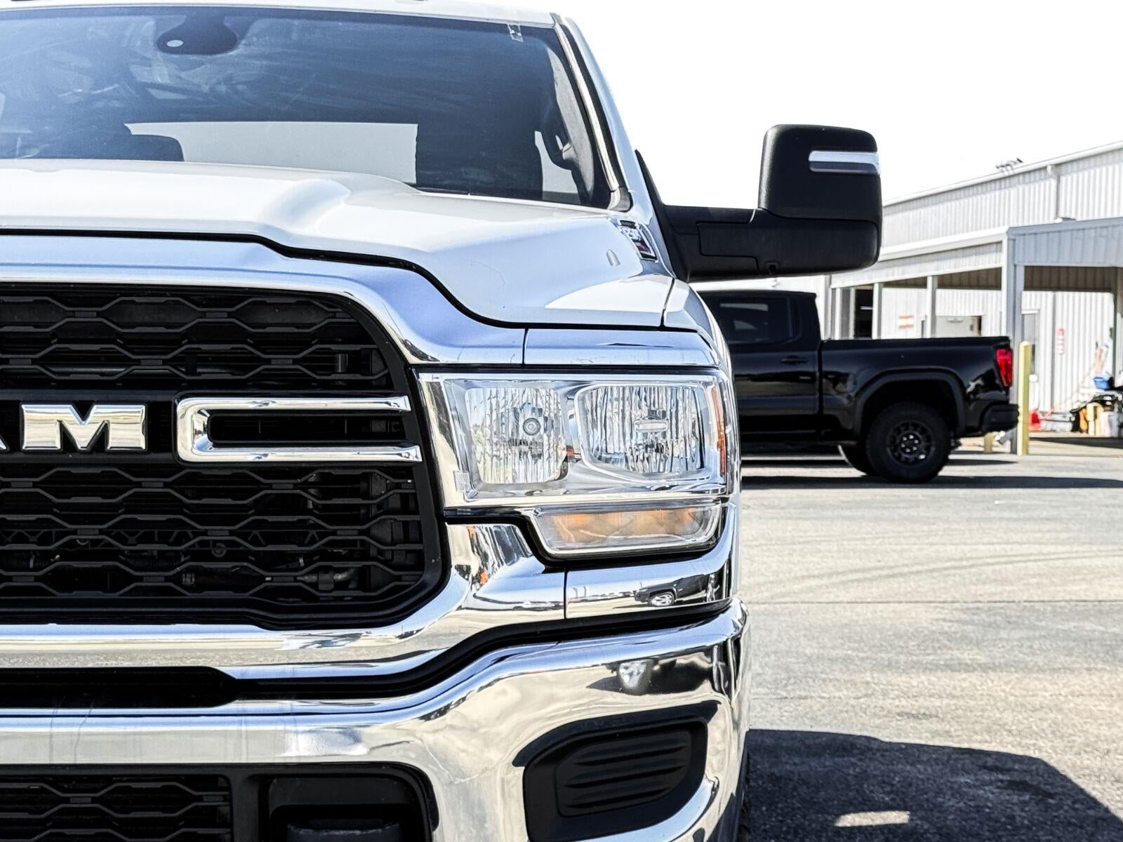 2024 RAM 2500 Tradesman Crew Cab 4x4 6'4" Box
