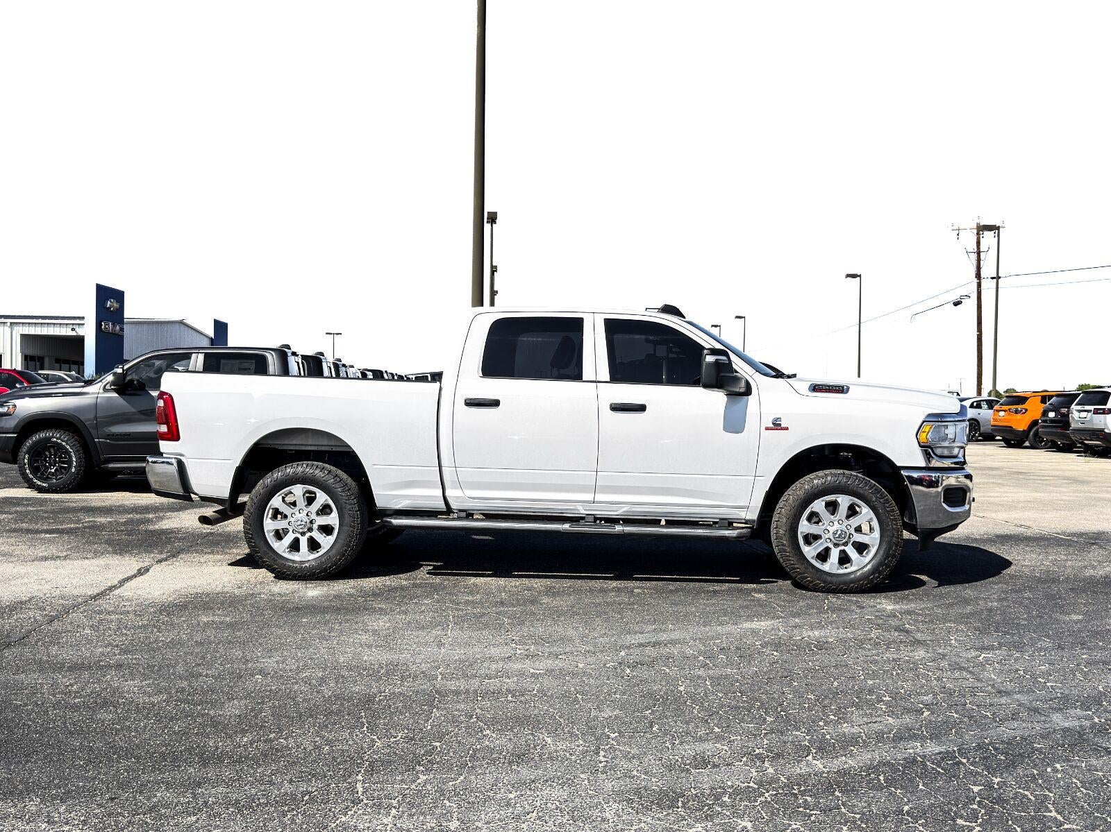 2024 RAM 2500 Tradesman Crew Cab 4x4 6'4" Box