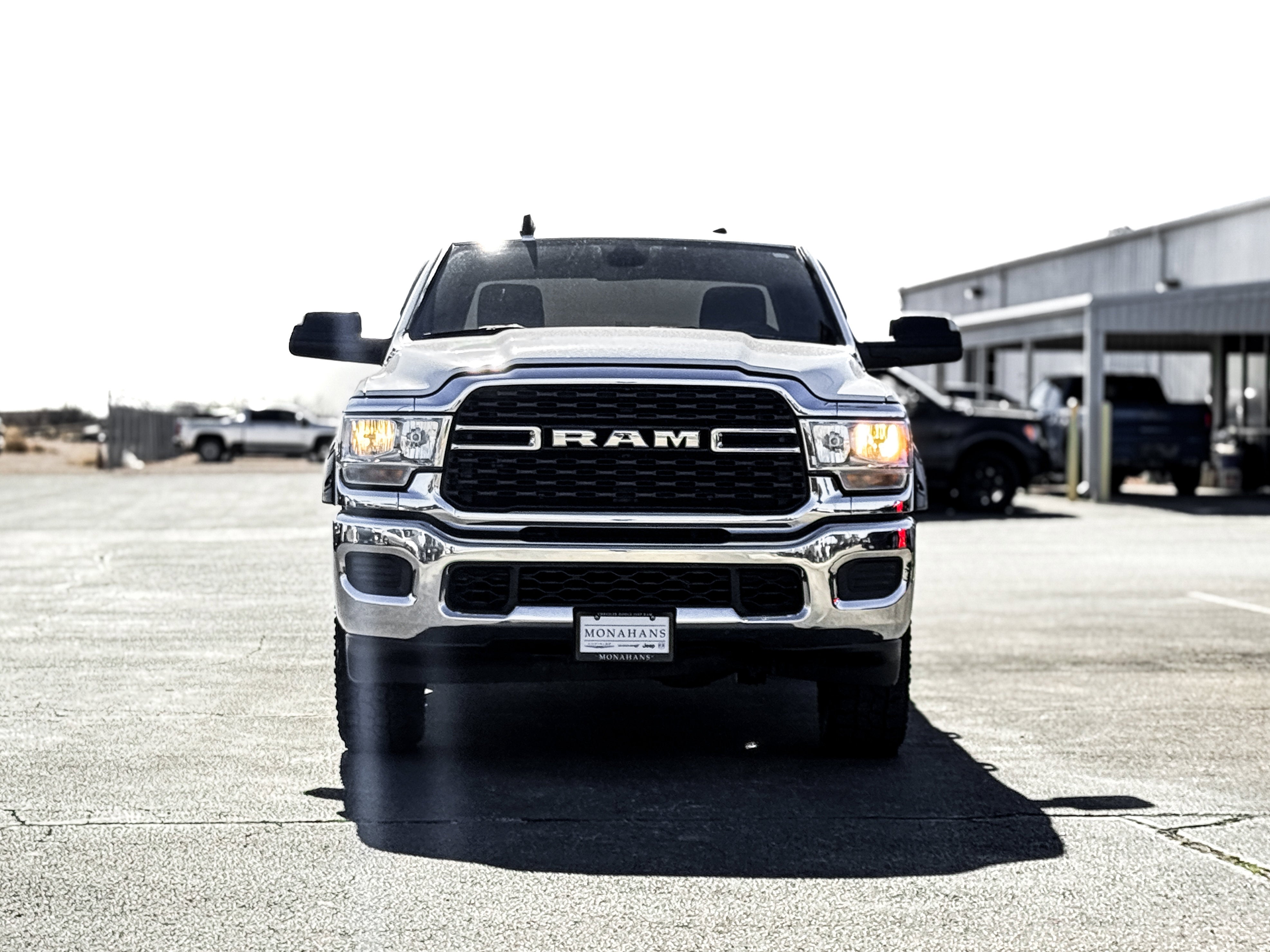 2022 RAM 2500 Big Horn Crew Cab 4x4 6'4" Box