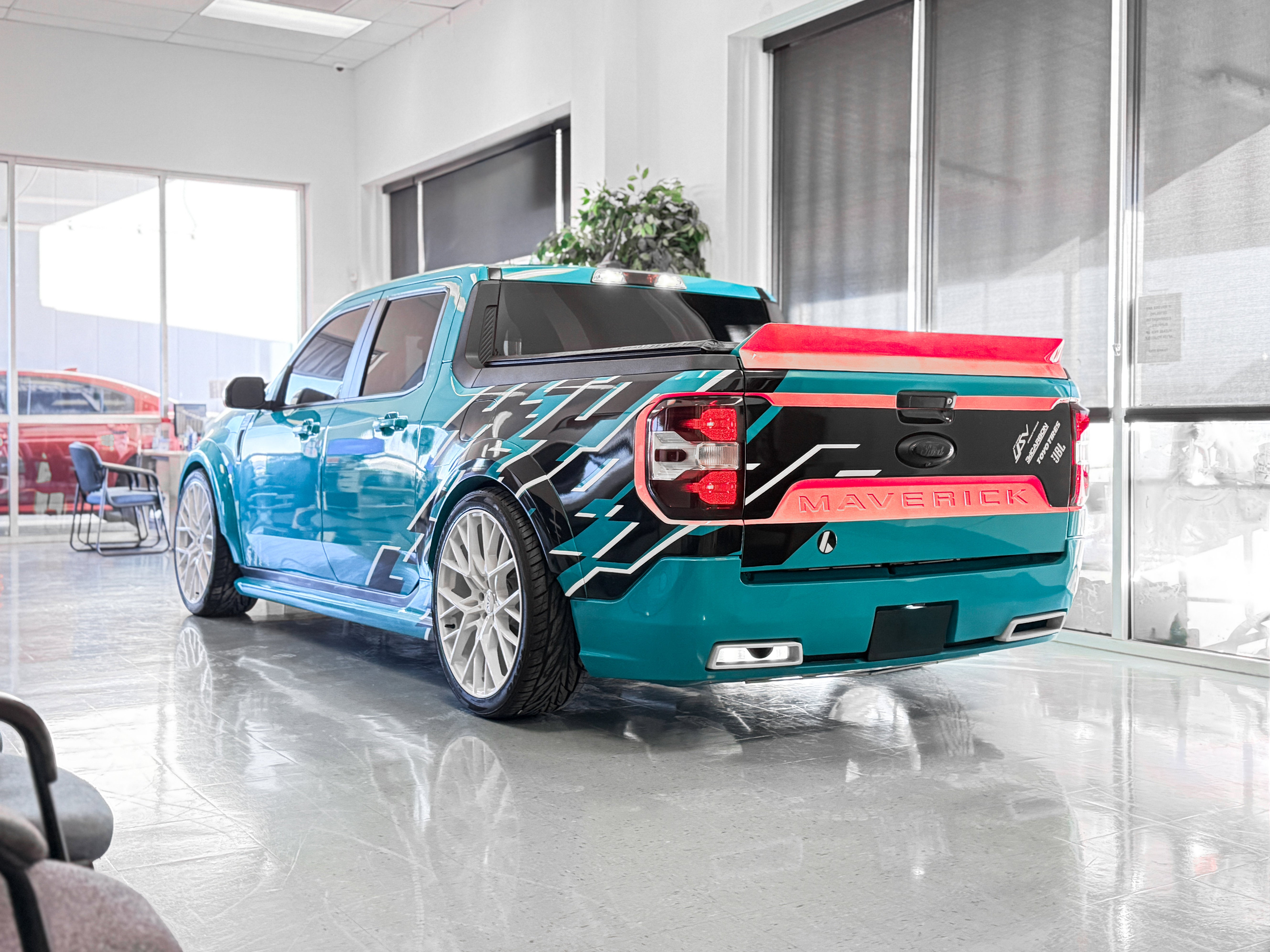 2022 Ford Maverick XL