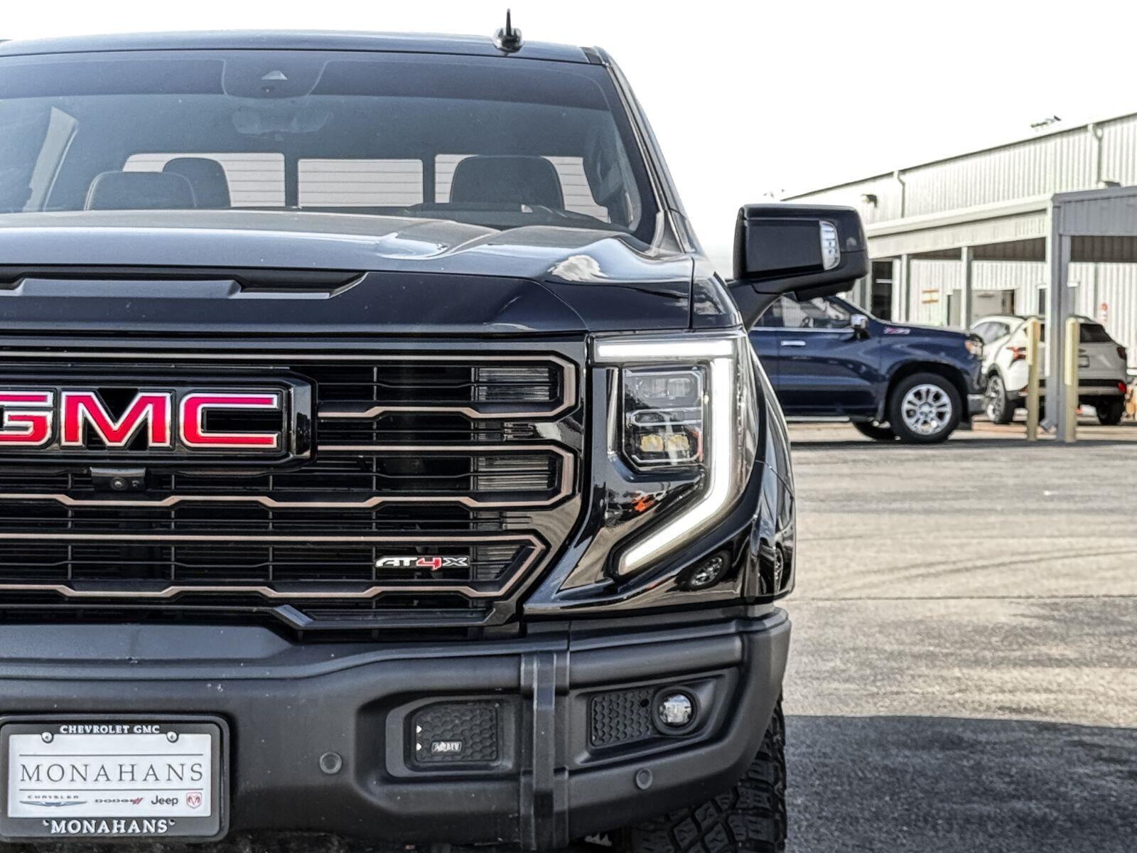 2024 GMC Sierra 1500 AT4X