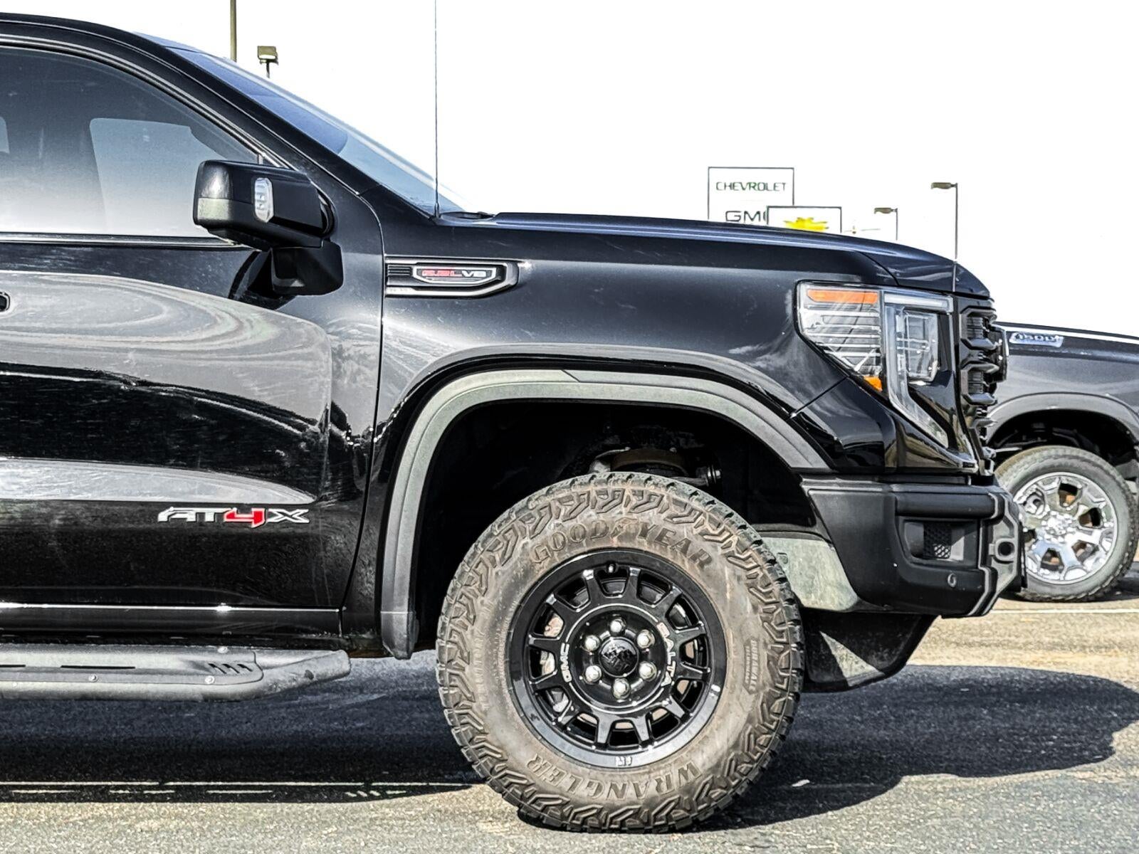 2024 GMC Sierra 1500 AT4X