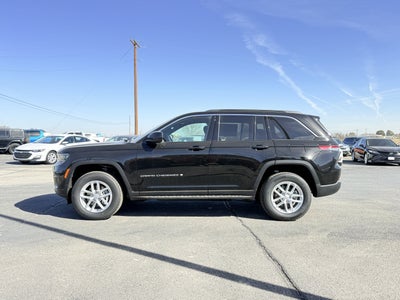 2025 Jeep Grand Cherokee GRAND CHEROKEE LAREDO X 4X4