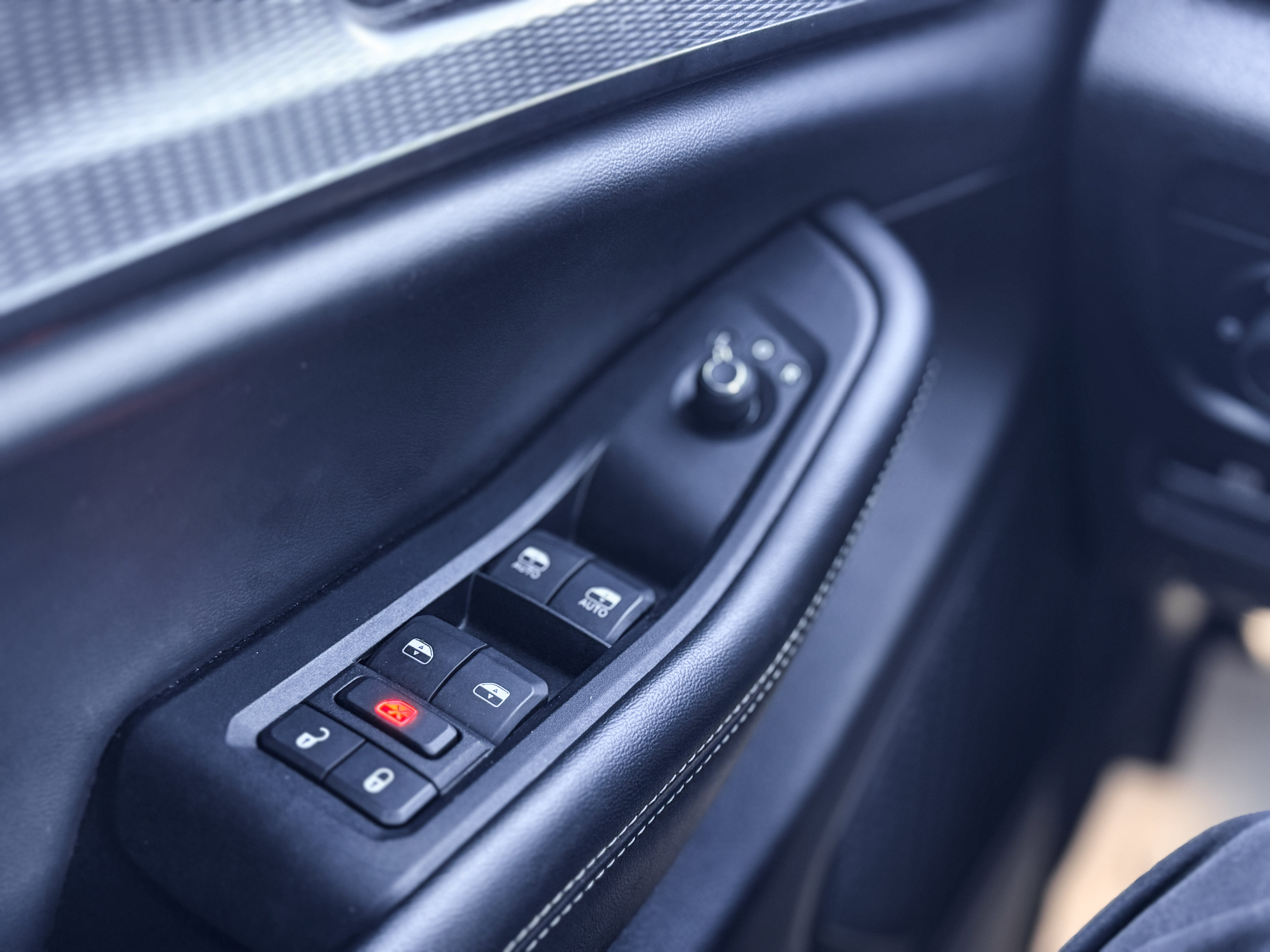 2024 Jeep Grand Cherokee L Altitude 4x4